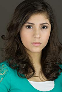Julia Flores